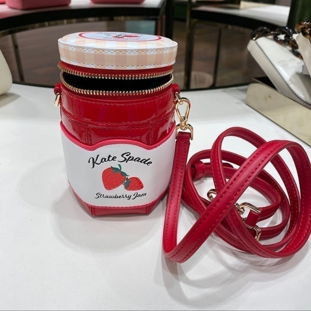 Rare / special edition Kate Spade Strawberry Dreams 3D Jam Crossbody